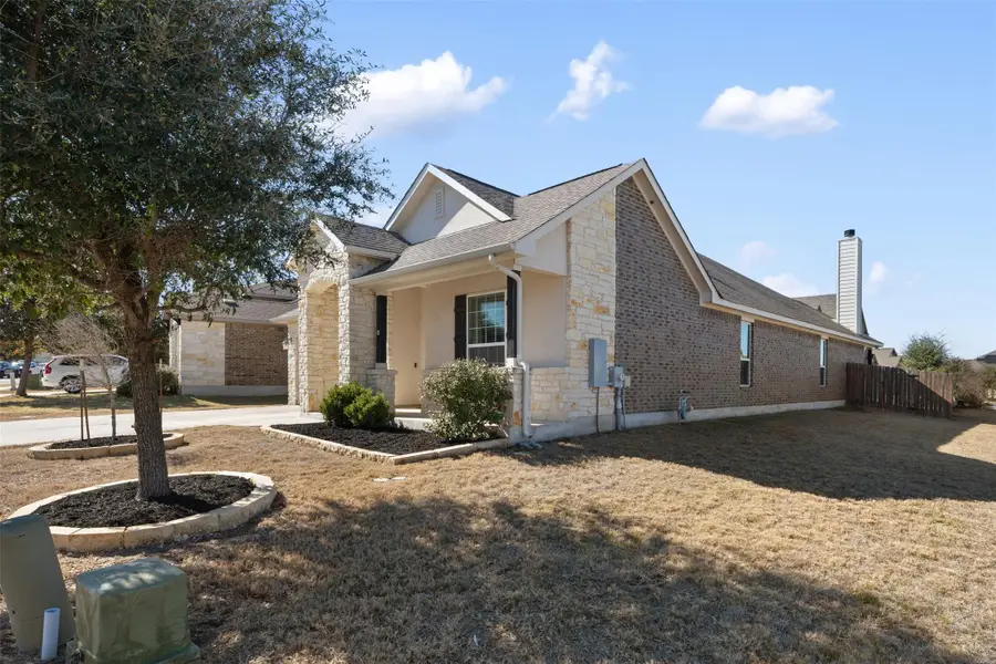 605 Palmilla St, Leander, TX 78641 - Image #2