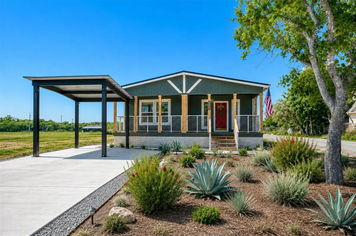 1200 E Green St, Llano, TX 78643 - #1