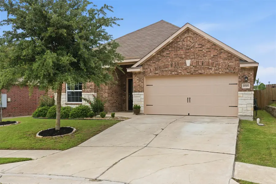 19705 Woodrow Wilson St, Manor, TX 78653 - #3