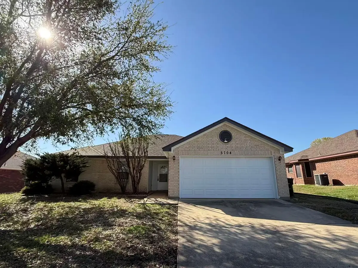 5704 Golden Dr, Killeen, TX 76542 - #1