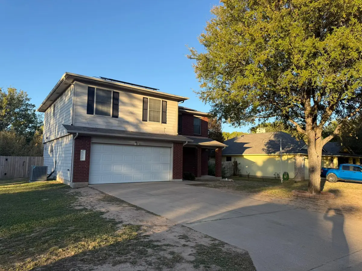 612 Blair Ave, Bastrop, TX 78602 - #1