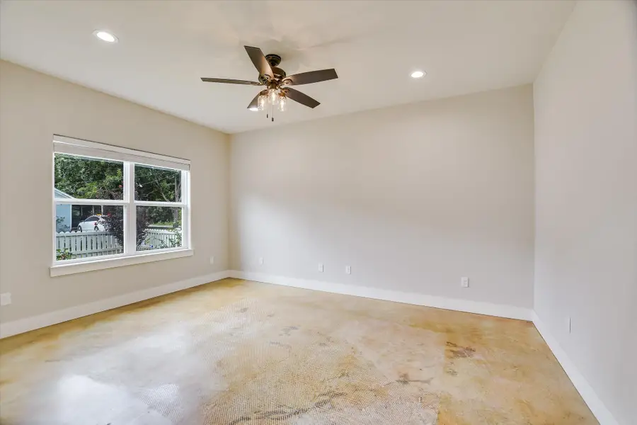 103 East St, Smithville, TX 78957 - #3