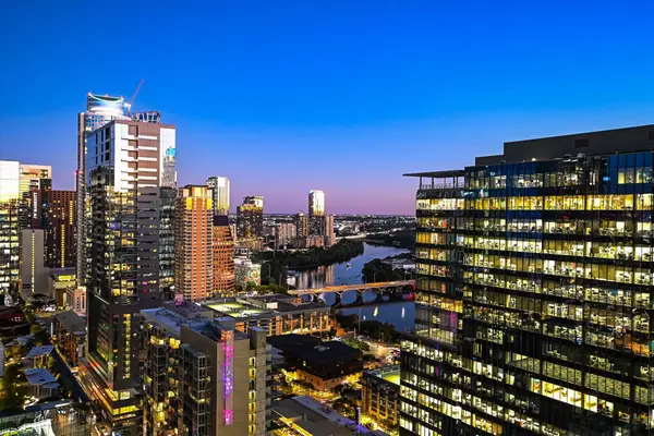 360 Nueces St #3207, Austin, TX 78701