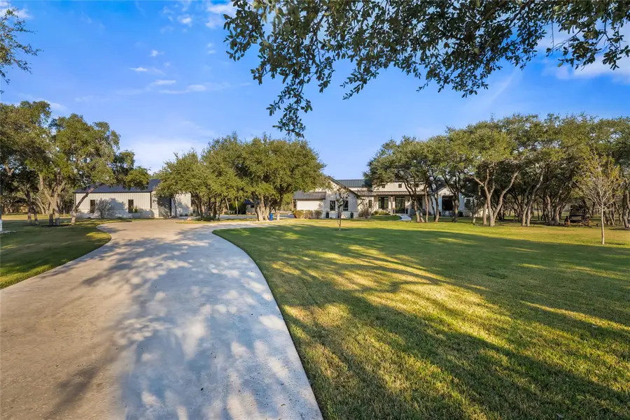 945 Rivercliff Dr, Spicewood, TX 78669 - Image #3