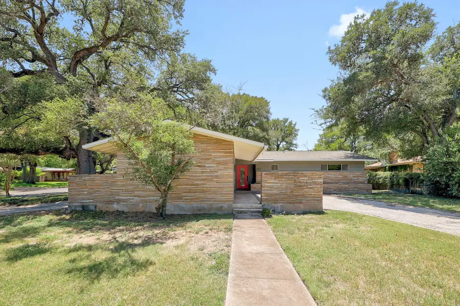 702 Spofford St, Austin, TX 78704 - #2