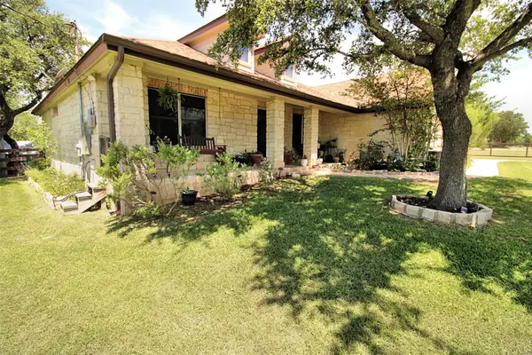 10260 Twin Lake Loop, Dripping Springs, TX 78620