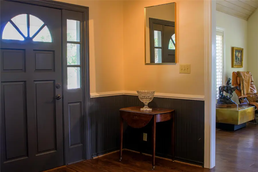 405 Frederick Rd, Fredericksburg, TX 78624 - #2