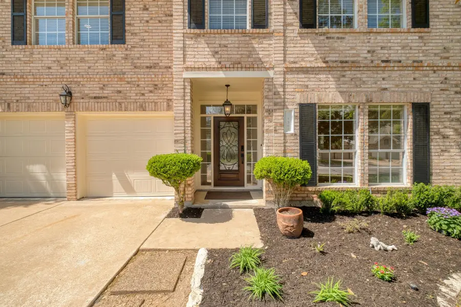 1202 Oakwood Blvd, Round Rock, TX 78681 - #3