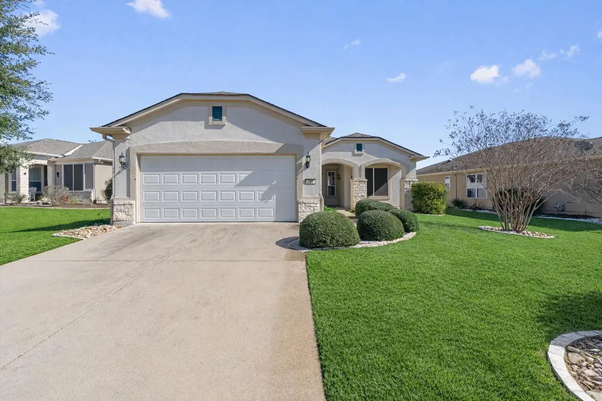 300 Cooper Lake Dr, Georgetown, TX 78633 - Image #1