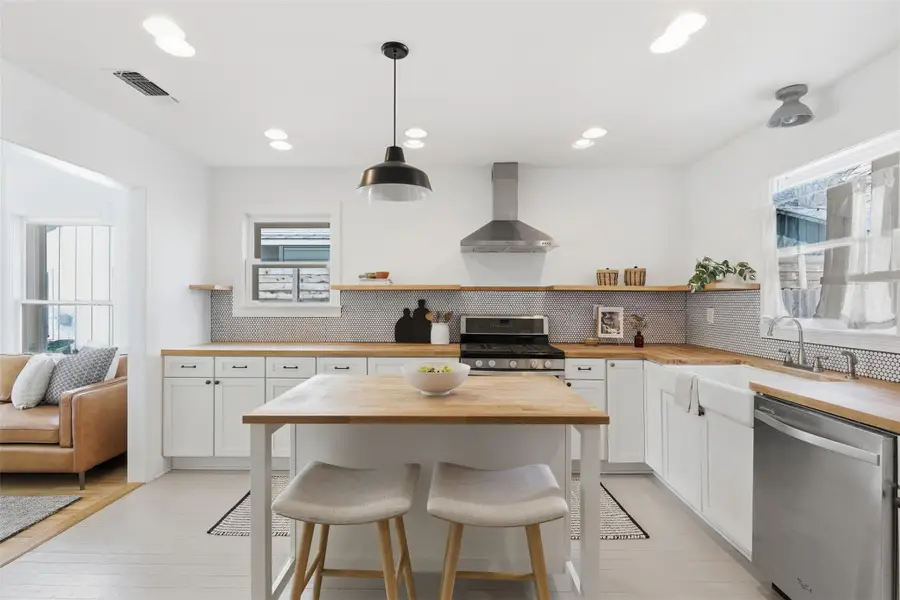 1006 Ellingson Ln, Austin, TX 78751 - #2