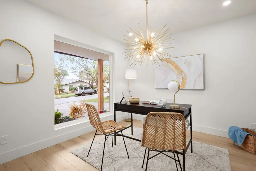 5106 Woodmoor Dr, Austin, TX 78721 - #2