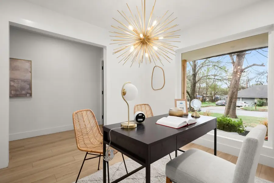 5106 Woodmoor Dr, Austin, TX 78721 - #3