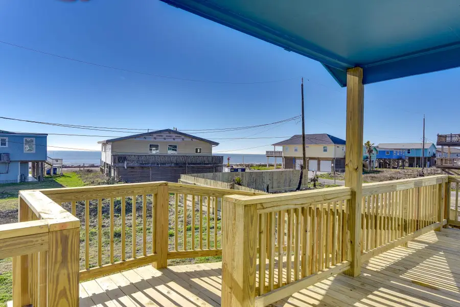 415 Seashell Dr, Surfside Beach, TX 77541 - Image #3