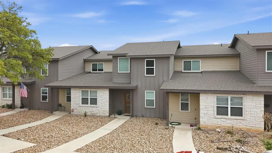 512 Palmer Dr, Lago Vista, TX 78645 - #2