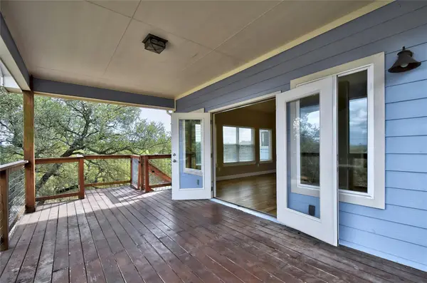 1007 Meckell Dr, Canyon Lake, TX 78133