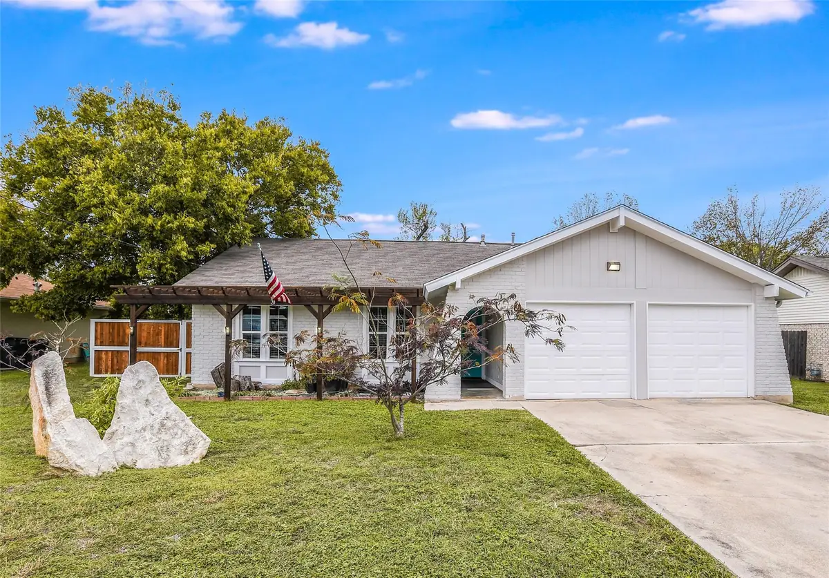 801 E Central Dr, Georgetown, TX 78628 - #1