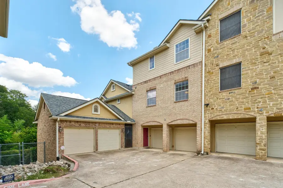 1402 Parker Ln #3, Austin, TX 78741 - #3