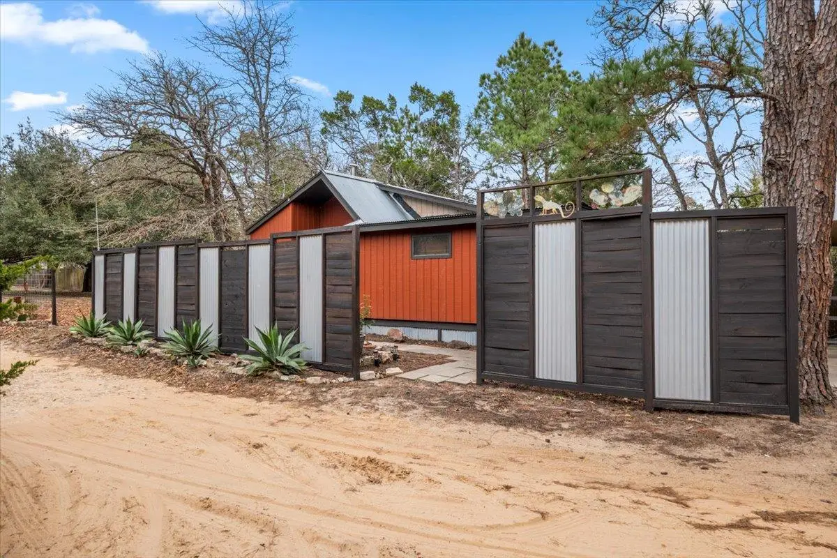 153 Old Wingo Pl, McDade, TX 78650 - #1