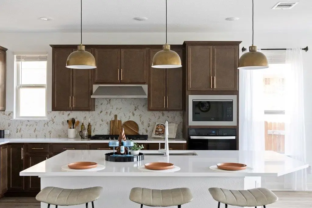 6609 Apache Plum Ln, Spicewood, TX 78669 - #1