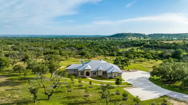 273 Admiral Heights Blvd, Fredericksburg, TX 78624