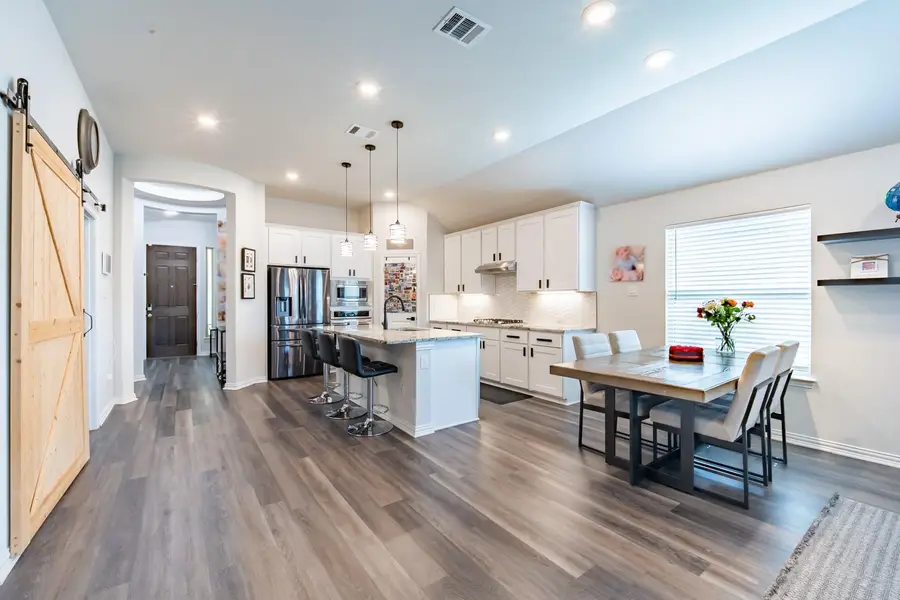 402 Pulitzer Dr, Hutto, TX 78634 - #3