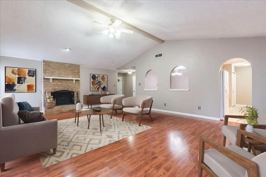 7204 Towering Oaks Dr, Austin, TX 78745 - #3