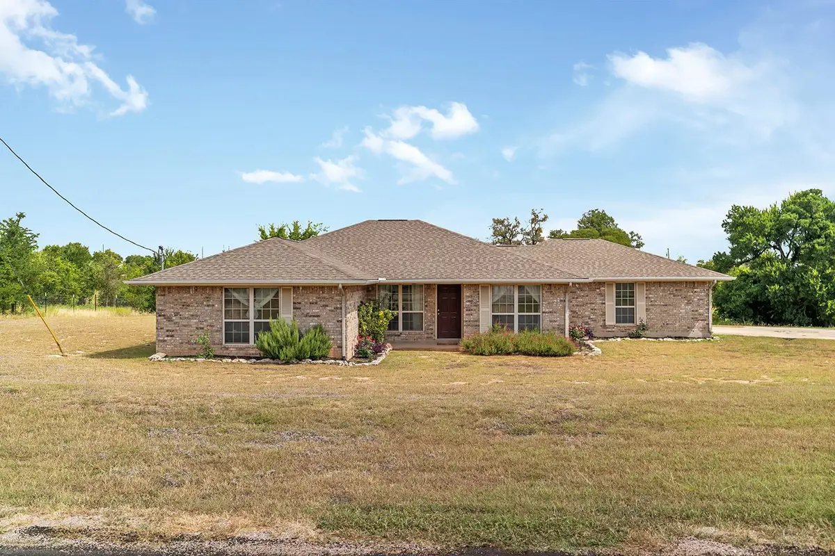 208 Settlers Rdg, Bertram, TX 78605 - #1