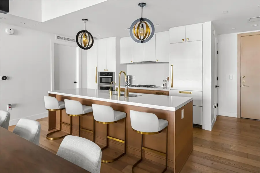 70 Rainey St #2106, Austin, TX 78701 - Image #2