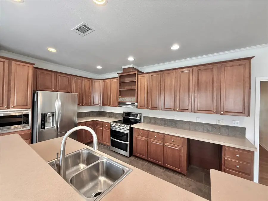 289 Heatherwood Dr, Driftwood, TX 78619 - #2