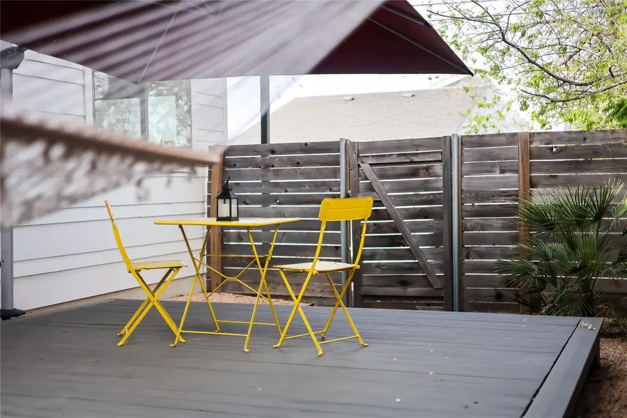 1208 Walnut Ave #2, Austin, TX 78702 - #2