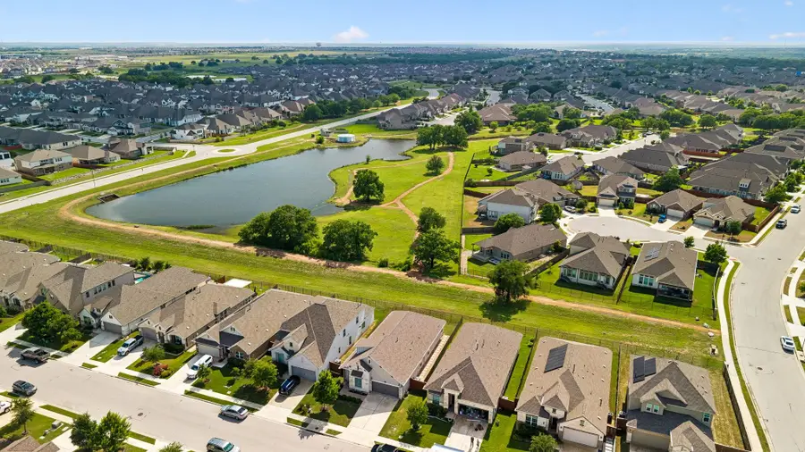 233 Glen Arbor Dr, Liberty Hill, TX 78642 - #2