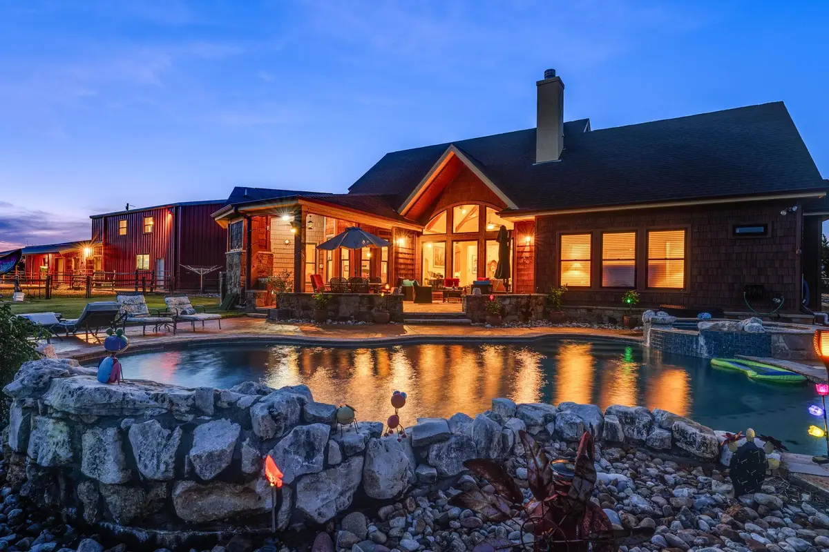 901 County Road 250, Georgetown, TX 78633 - Image #1