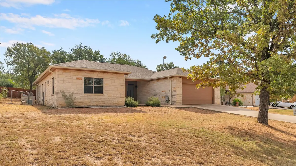 122 Eagle Point Dr, Kingsland, TX 78639 - #1