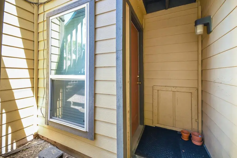 1000 W 26th St #102, Austin, TX 78705 - #3