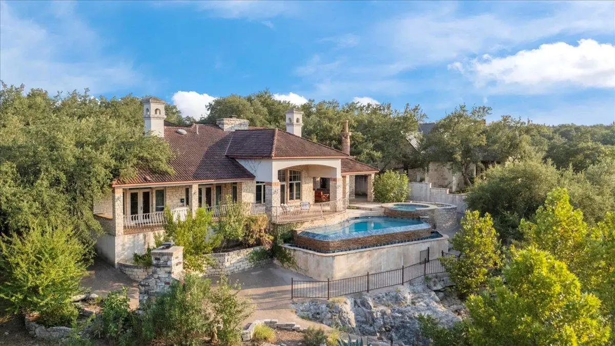 220 Southriver St, Wimberley, TX 78676 - #1
