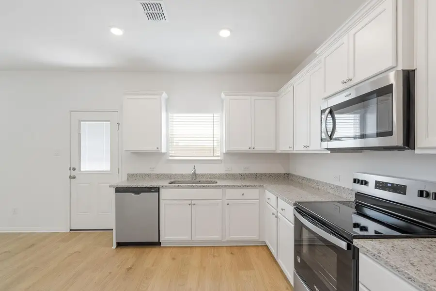 313 Carmel Canyon Trl, Jarrell, TX 76537 - #2