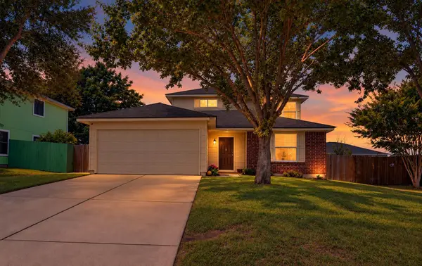 3003 Meadow Ln, Taylor, TX 76574