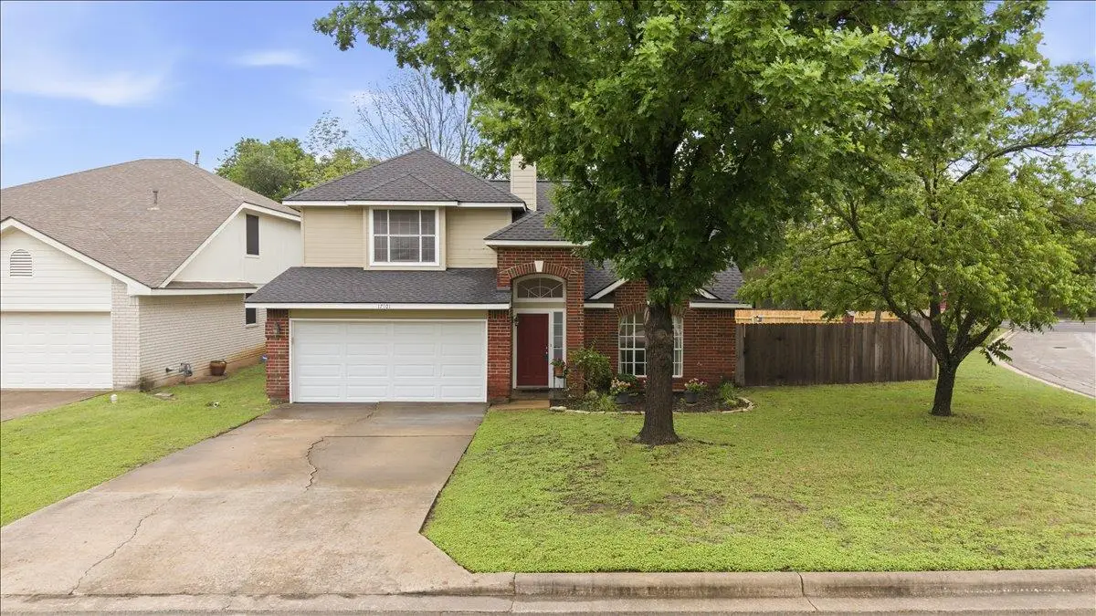 17101 Village Glen Rd, Pflugerville, TX 78660 - #1