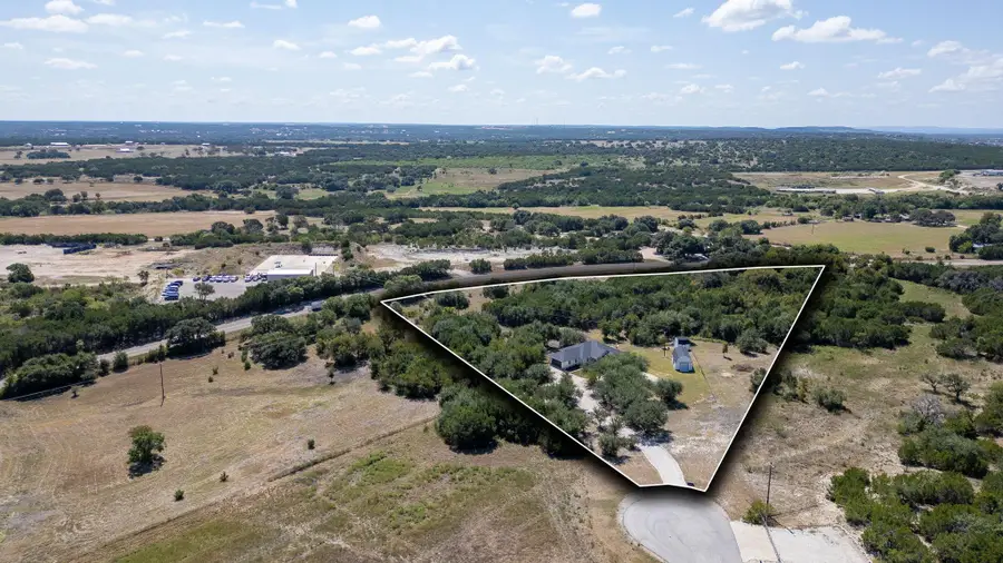 141 Bugatti Ct, Burnet, TX 78611 - #2