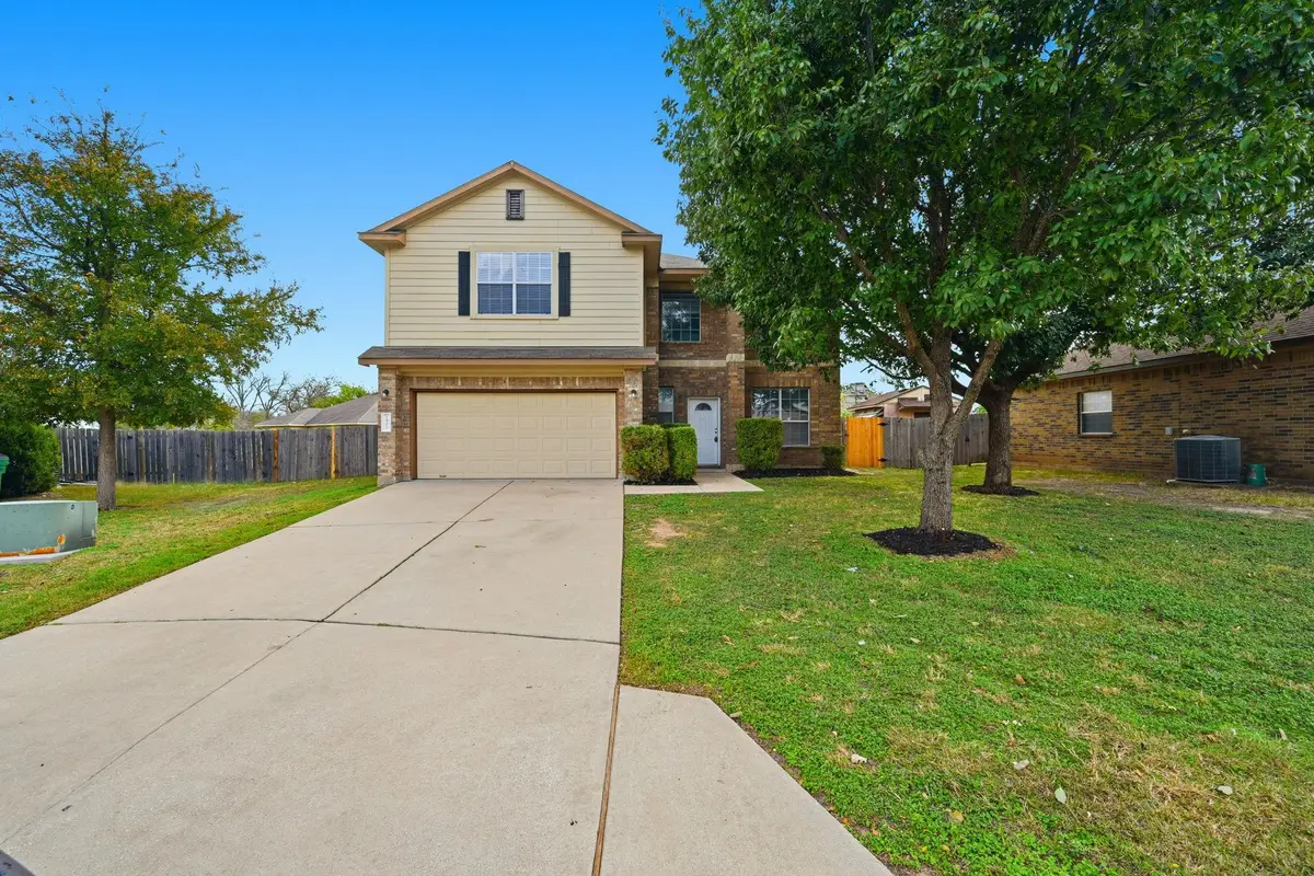 1907 Brewers Pl, Taylor, TX 76574 - Image #1