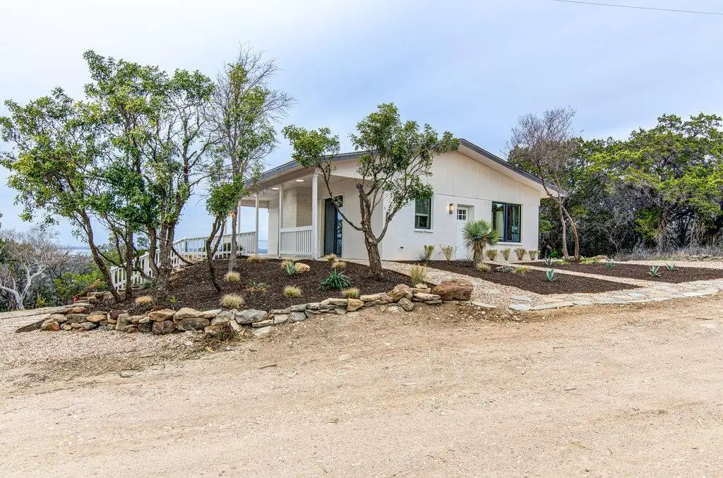 215 Coyote Ln, Burnet, TX 78611 - #1