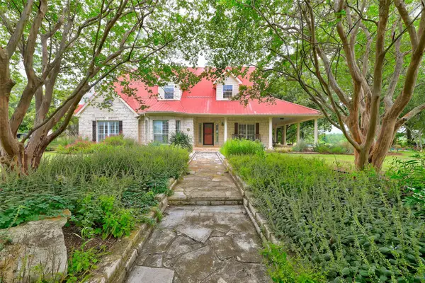 351 Laurel Crk, Hutto, TX 78634