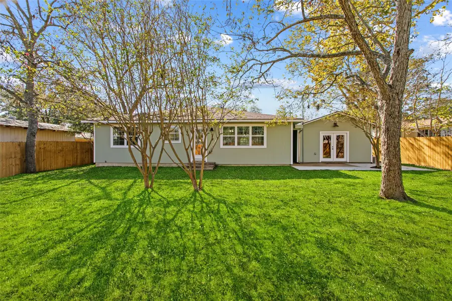 347 Monroe St, Giddings, TX 78942 - Image #3