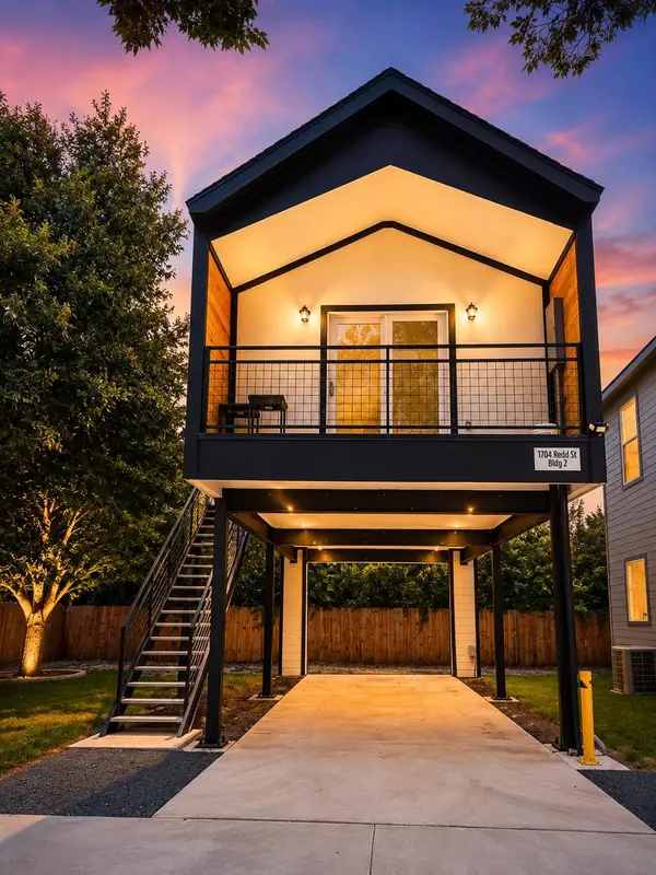 1704-2 Redd, Austin, TX 78745