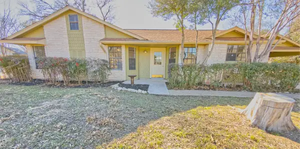 205 N Mount Rushmore Dr, Cedar Park, TX 78613