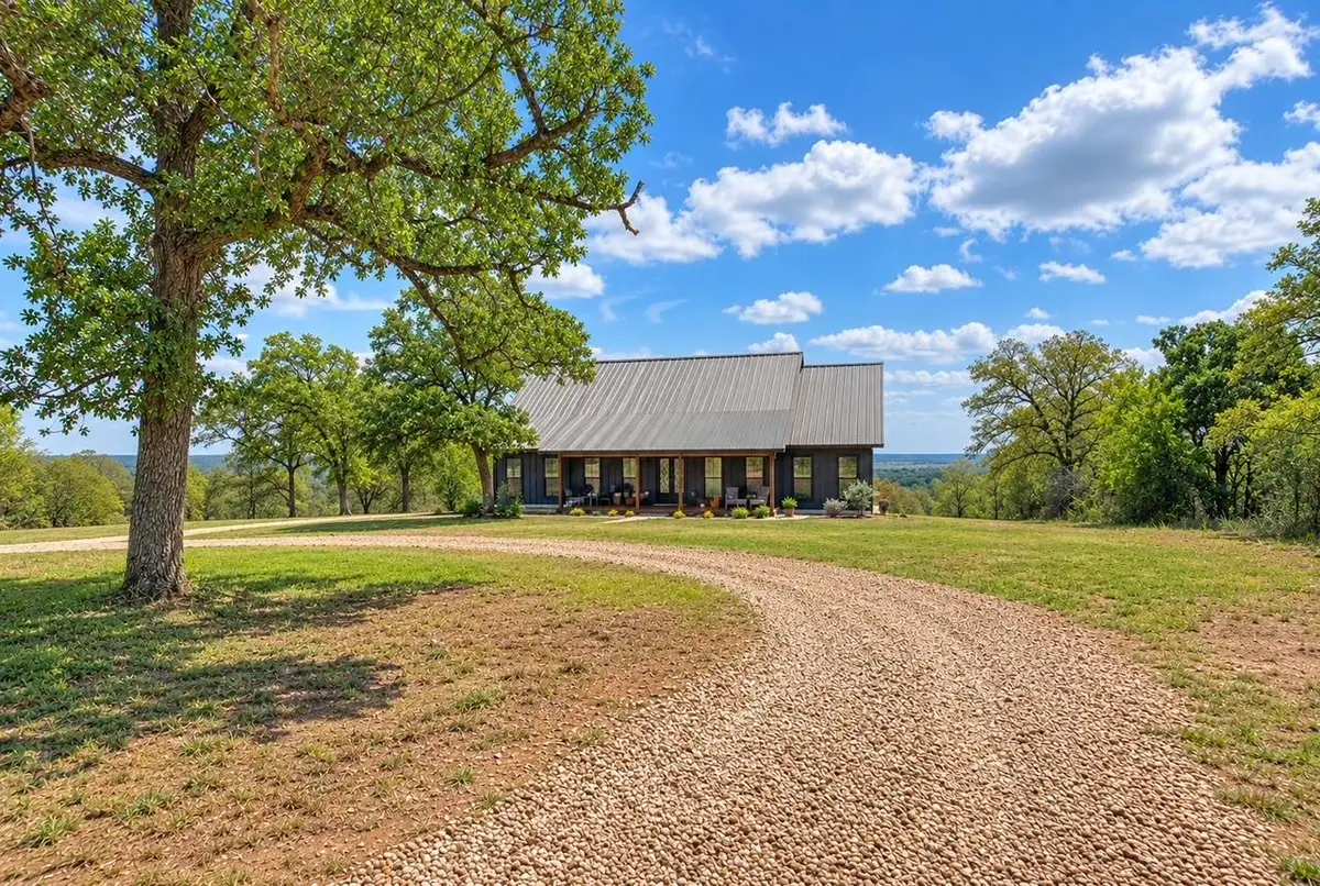 198 Rolling Oak Dr, Elgin, TX 78621 - #1