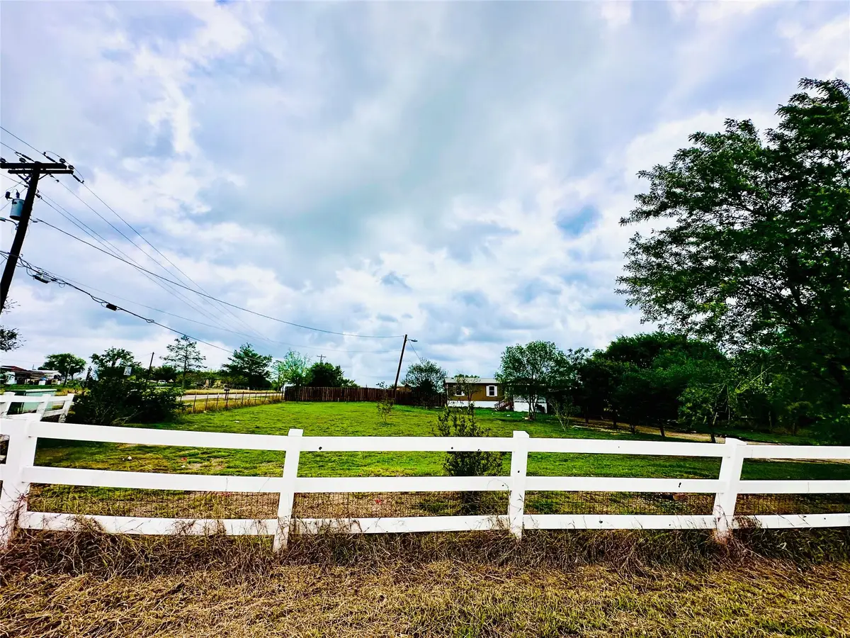 100 Cattle Bnd, Kyle, TX 78640 - #1