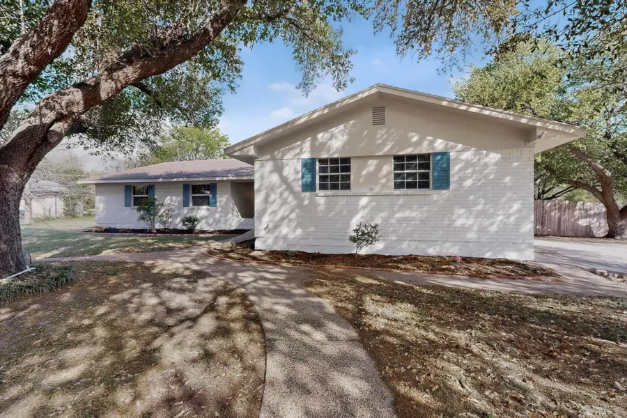 812 George St, Taylor, TX 76574 - #3