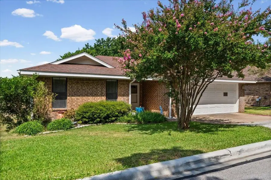 708 Cottonwood Dr, Burnet, TX 78611 - #3