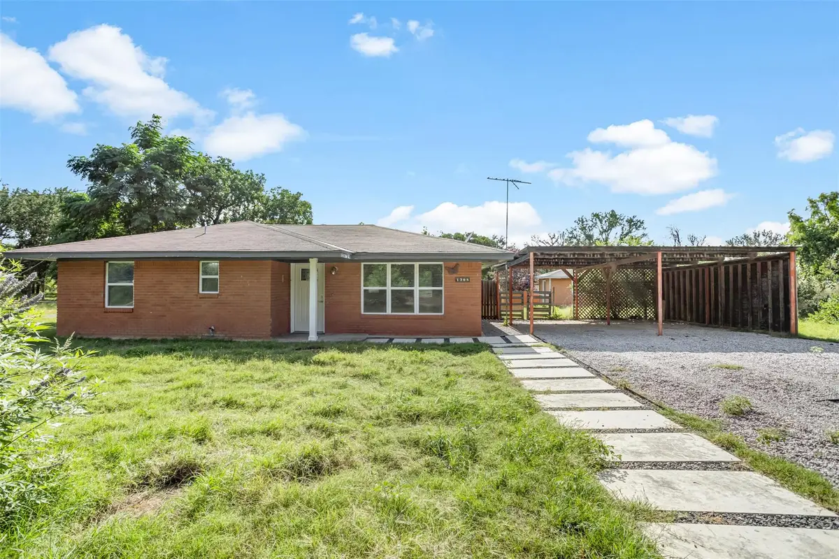 1708 Woodcrest Dr, Marble Falls, TX 78654 - #1